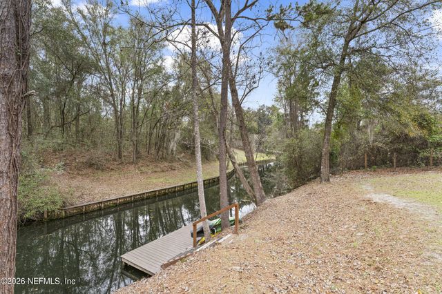 553 ARTHUR MOORE Drive, Green Cove Springs, FL 32043