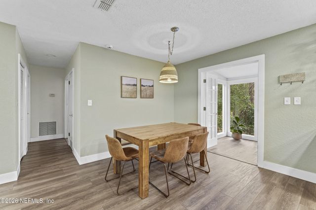 553 ARTHUR MOORE Drive, Green Cove Springs, FL 32043