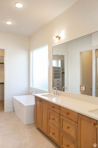 328 E MAYFIELD WOODS LN, Washington, UT 84780