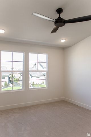 328 E MAYFIELD WOODS LN, Washington, UT 84780