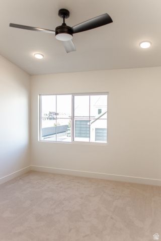 328 E MAYFIELD WOODS LN, Washington, UT 84780