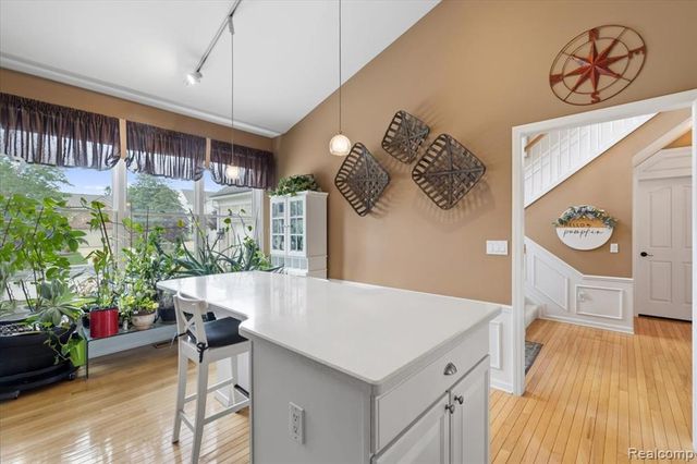 51184 Northview, Plymouth, MI 48170