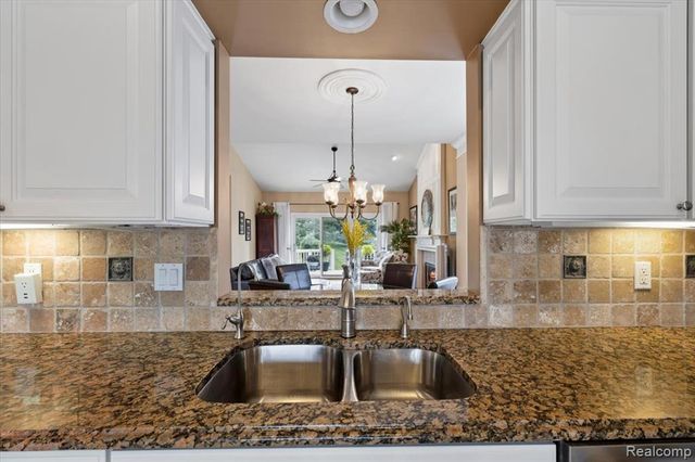51184 Northview, Plymouth, MI 48170