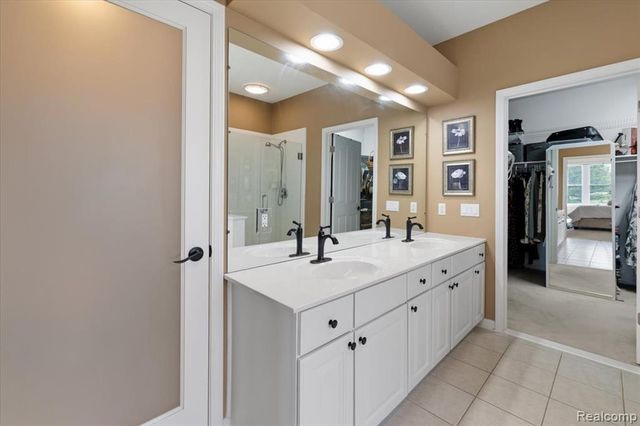 51184 Northview, Plymouth, MI 48170