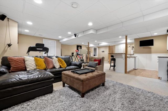 51184 Northview, Plymouth, MI 48170