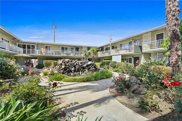 939 E Appleton Street 25, Long Beach, CA 90802