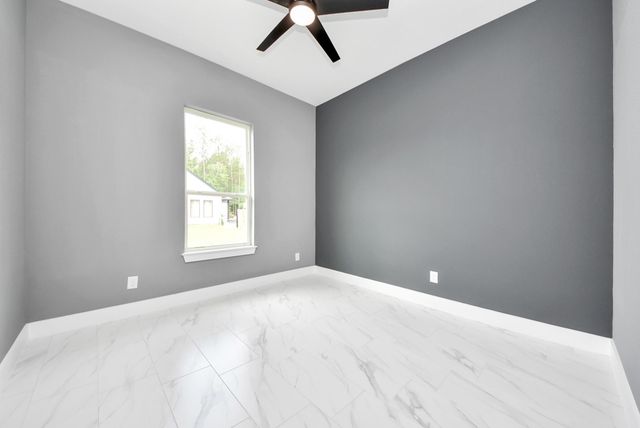 30 Road 66111, Dayton, TX 77535