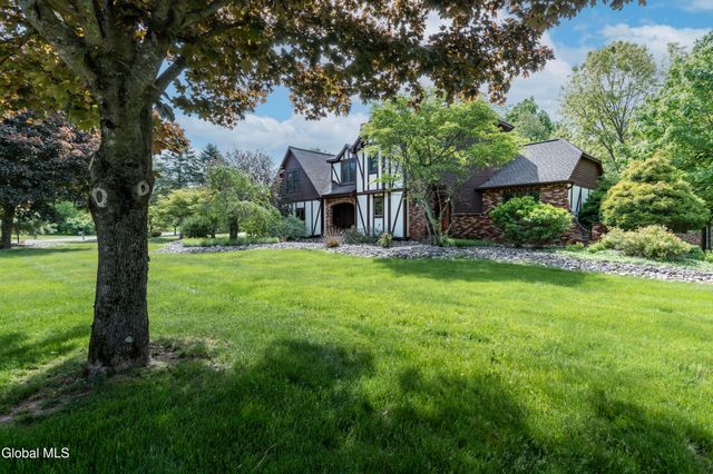 1309 PARTRIDGE Drive, Schodack, NY 12033