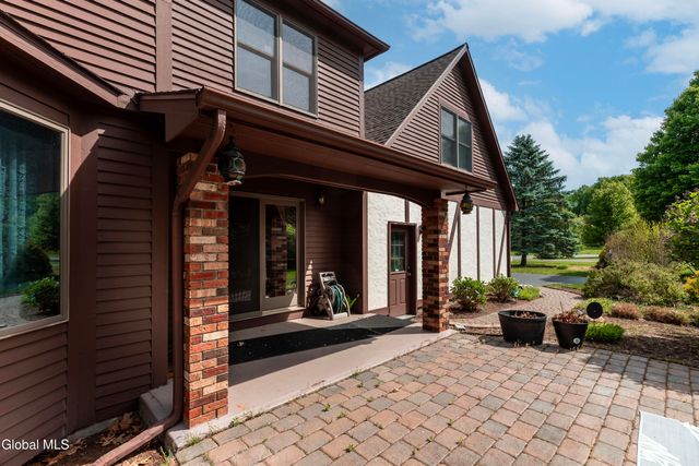 1309 PARTRIDGE Drive, Schodack, NY 12033