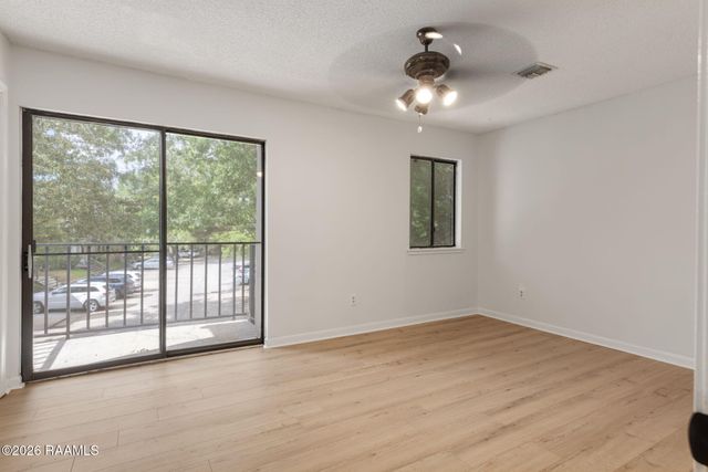 3500 E Simcoe Street 49, Lafayette, LA 70501