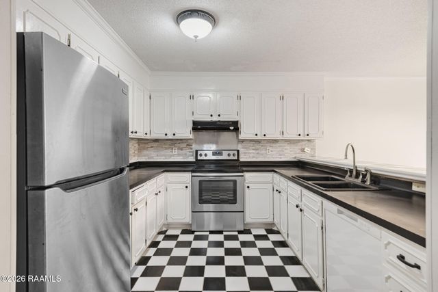 3500 E Simcoe Street 49, Lafayette, LA 70501