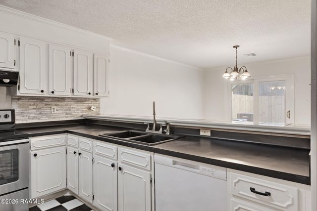 3500 E Simcoe Street 49, Lafayette, LA 70501