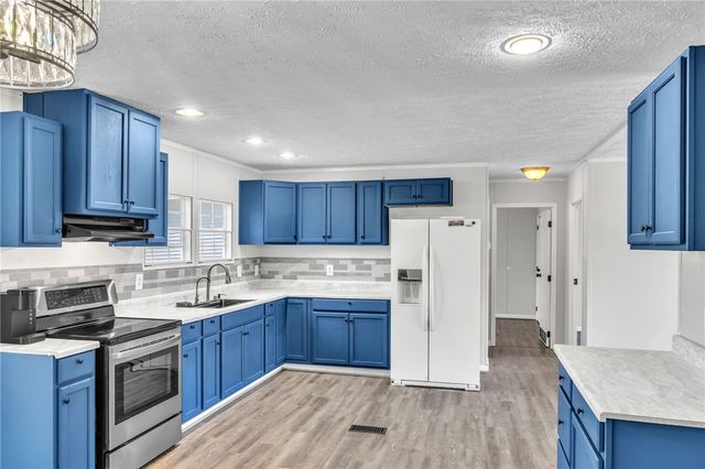 119 Ray Drive, Pickens, SC 29671