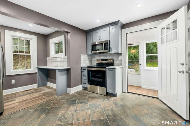 73 Simpaug Turnpike, Ridgefield, CT 06877