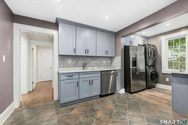 73 Simpaug Turnpike, Ridgefield, CT 06877