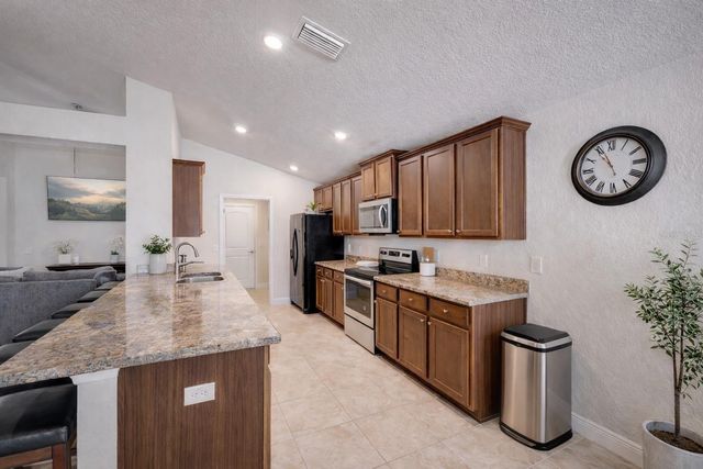 4448 NW 2ND COURT, Ocala, FL 34475