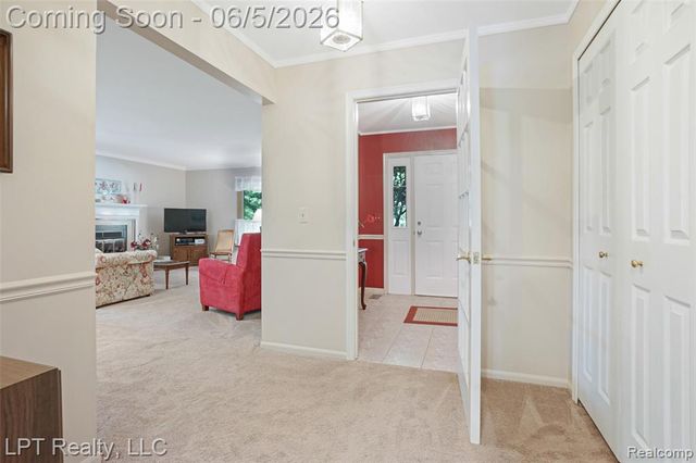 5236 Schlenker Road, Hamburg, MI 48139