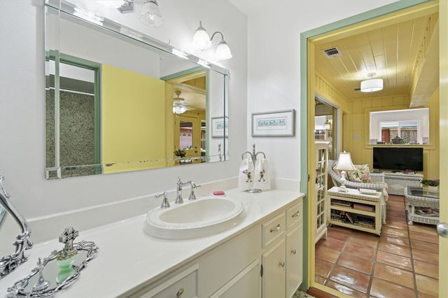 18319 Hereford Lane, Houston, TX 77058