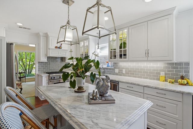 18319 Hereford Lane, Houston, TX 77058