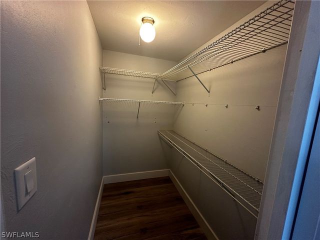 170 Pine Key LN 13, Naples, FL 34114