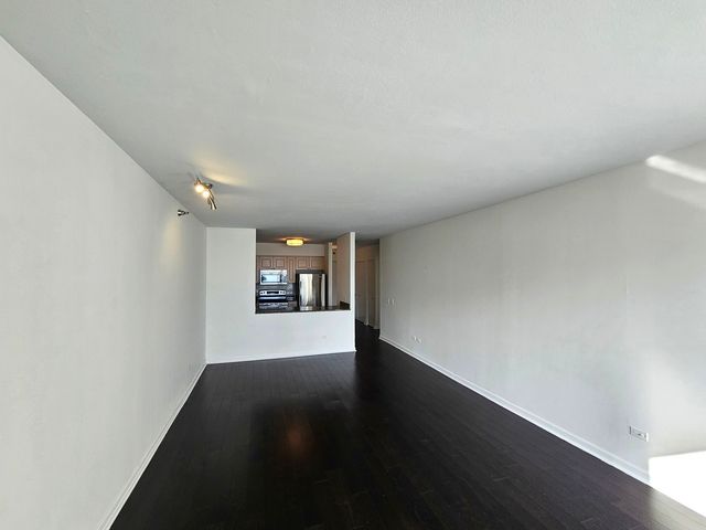 512 N MCCLURG Court 1906, Chicago, IL 60611