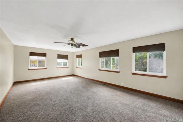 12 Elizabeth Lane, New Windsor, NY 12553