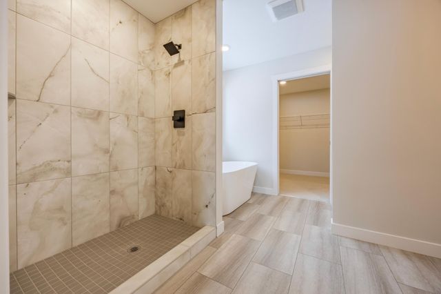 1660 Squirrel Way, New Richmond, WI 54017