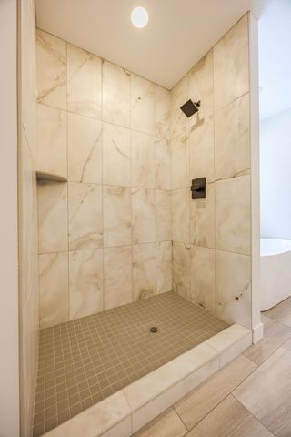 1660 Squirrel Way, New Richmond, WI 54017