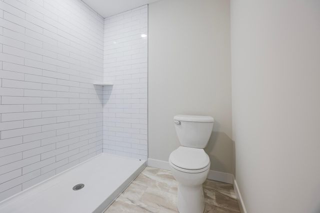 1660 Squirrel Way, New Richmond, WI 54017