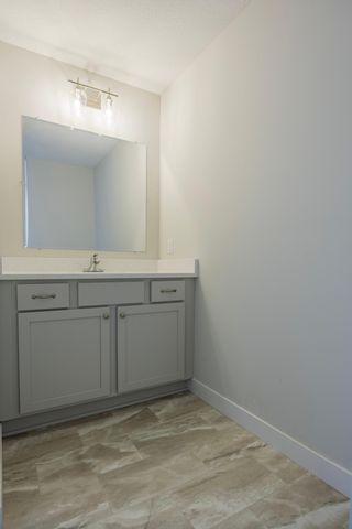 1660 Squirrel Way, New Richmond, WI 54017