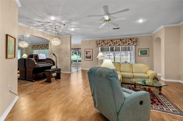 2109 GRAFTON AVENUE, Clermont, FL 34711