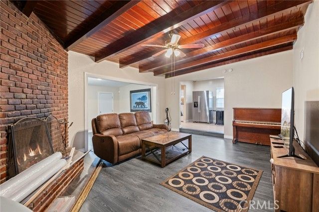 12617 S Halo, Compton, CA 90221