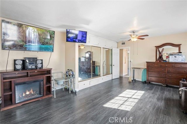 12617 S Halo, Compton, CA 90221