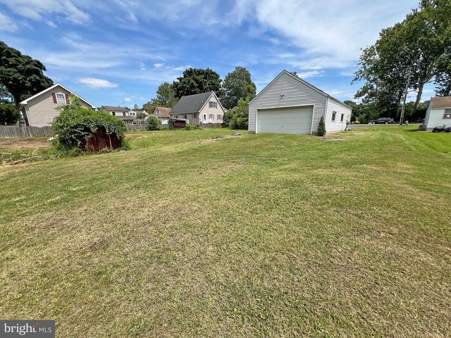 56 FARMDALE RD, Earleville, MD 21919
