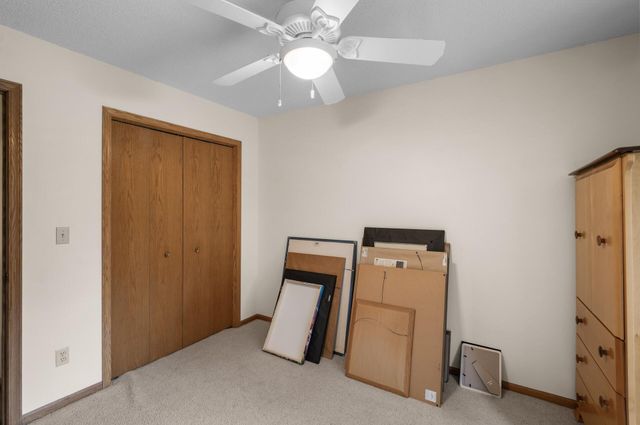 240 Cottonwood Drive, Vadnais Heights, MN 55127