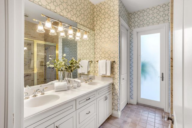 6201 N Ocean Boulevard, Ocean Ridge, FL 33435