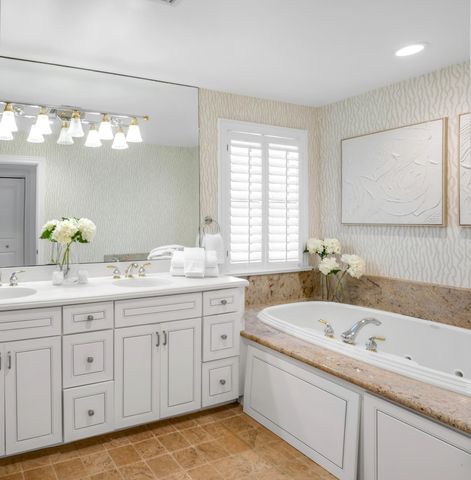 6201 N Ocean Boulevard, Ocean Ridge, FL 33435