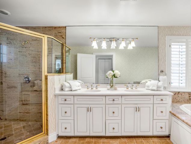 6201 N Ocean Boulevard, Ocean Ridge, FL 33435