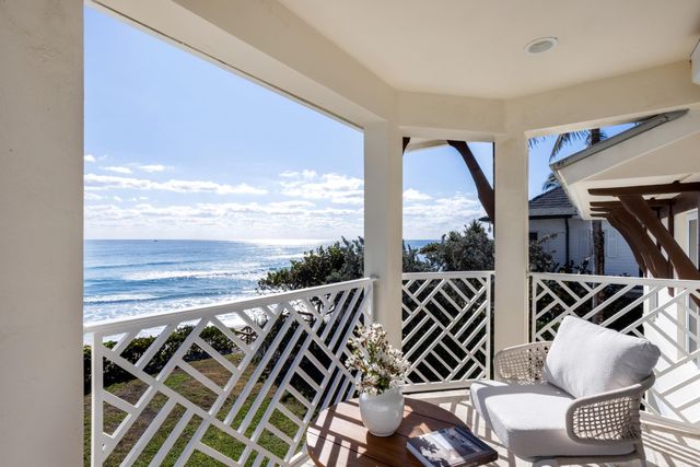 6201 N Ocean Boulevard, Ocean Ridge, FL 33435