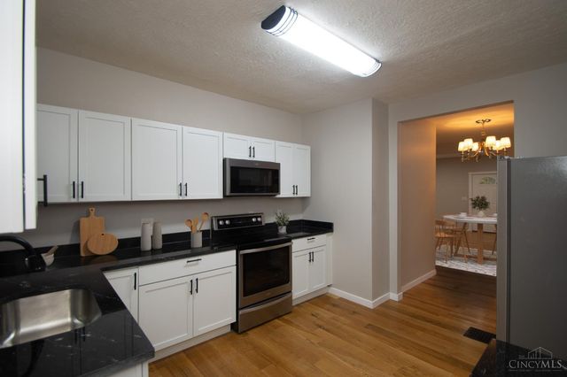 2097 West Fork Road, Cincinnati, OH 45211