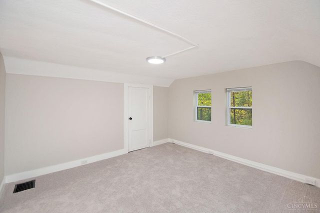 2097 West Fork Road, Cincinnati, OH 45211