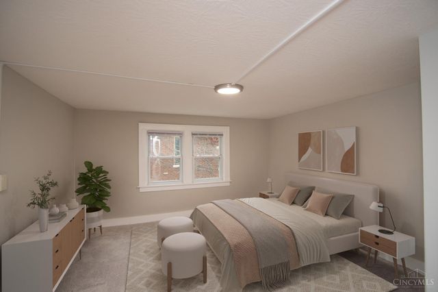 2097 West Fork Road, Cincinnati, OH 45211