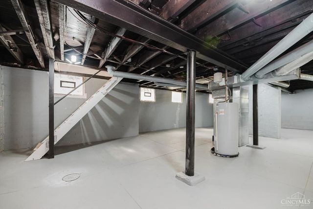 2097 West Fork Road, Cincinnati, OH 45211