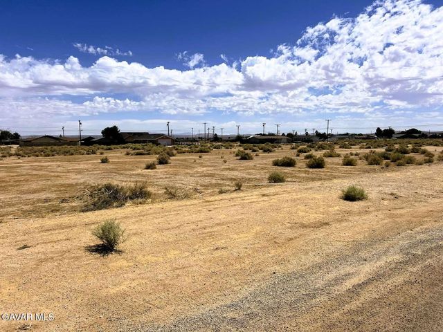 8526 Heather Avenue, California City, CA 93505