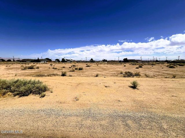 8526 Heather Avenue, California City, CA 93505