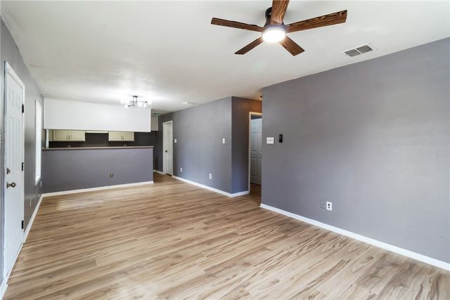 1205 Thompson Street, Bryan, TX 77803