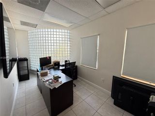 8000 NW 31st Street 1, Doral, FL 33122