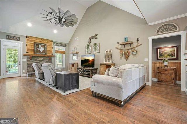 215 Wilshire Terrace, White, GA 30184