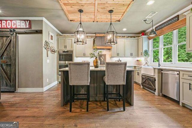 215 Wilshire Terrace, White, GA 30184