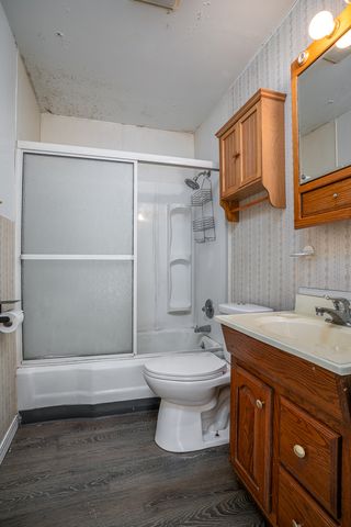 1430 18th Street, East Moline, IL 61244
